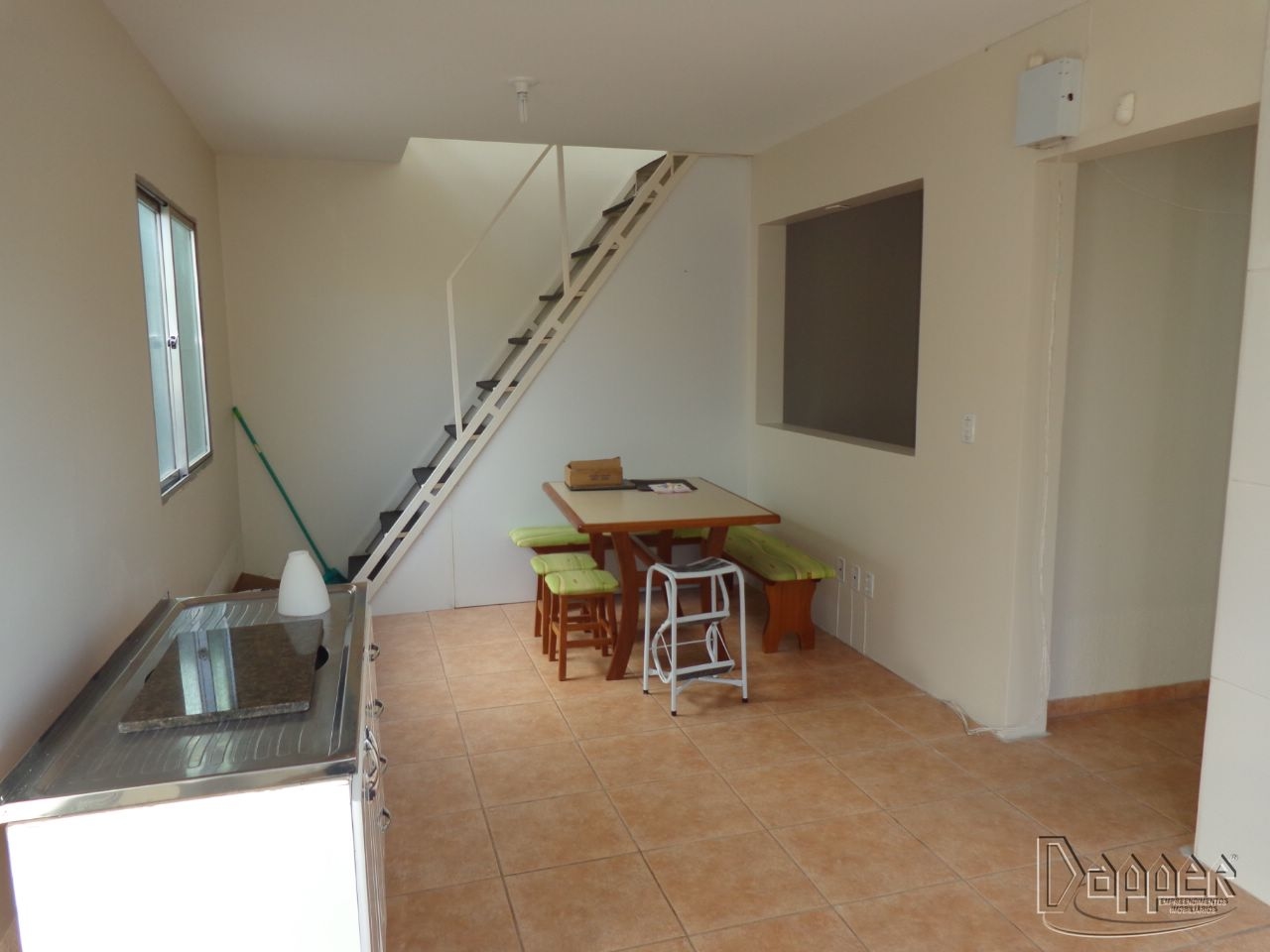 Casa para alugar com 4 quartos, 160m² - Foto 9