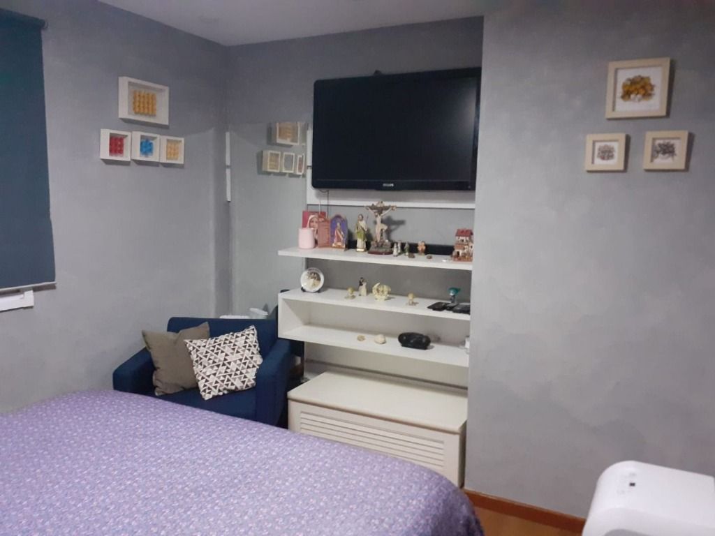 Apartamento à venda com 3 quartos, 83m² - Foto 18