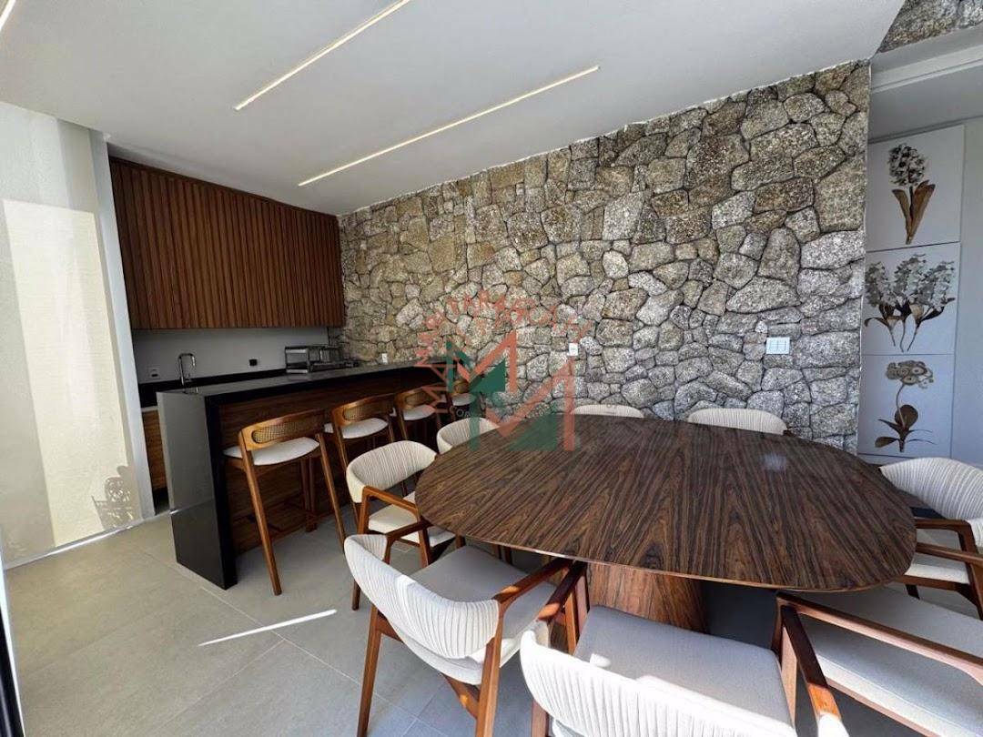 Casa de Condomínio à venda com 3 quartos, 214m² - Foto 5