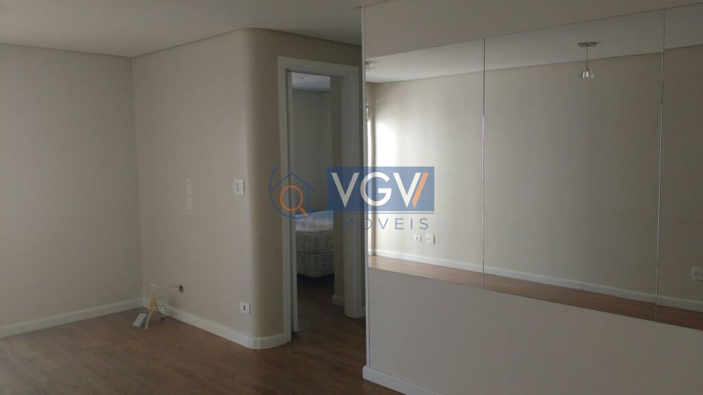 Apartamento para alugar com 2 quartos, 60m² - Foto 11