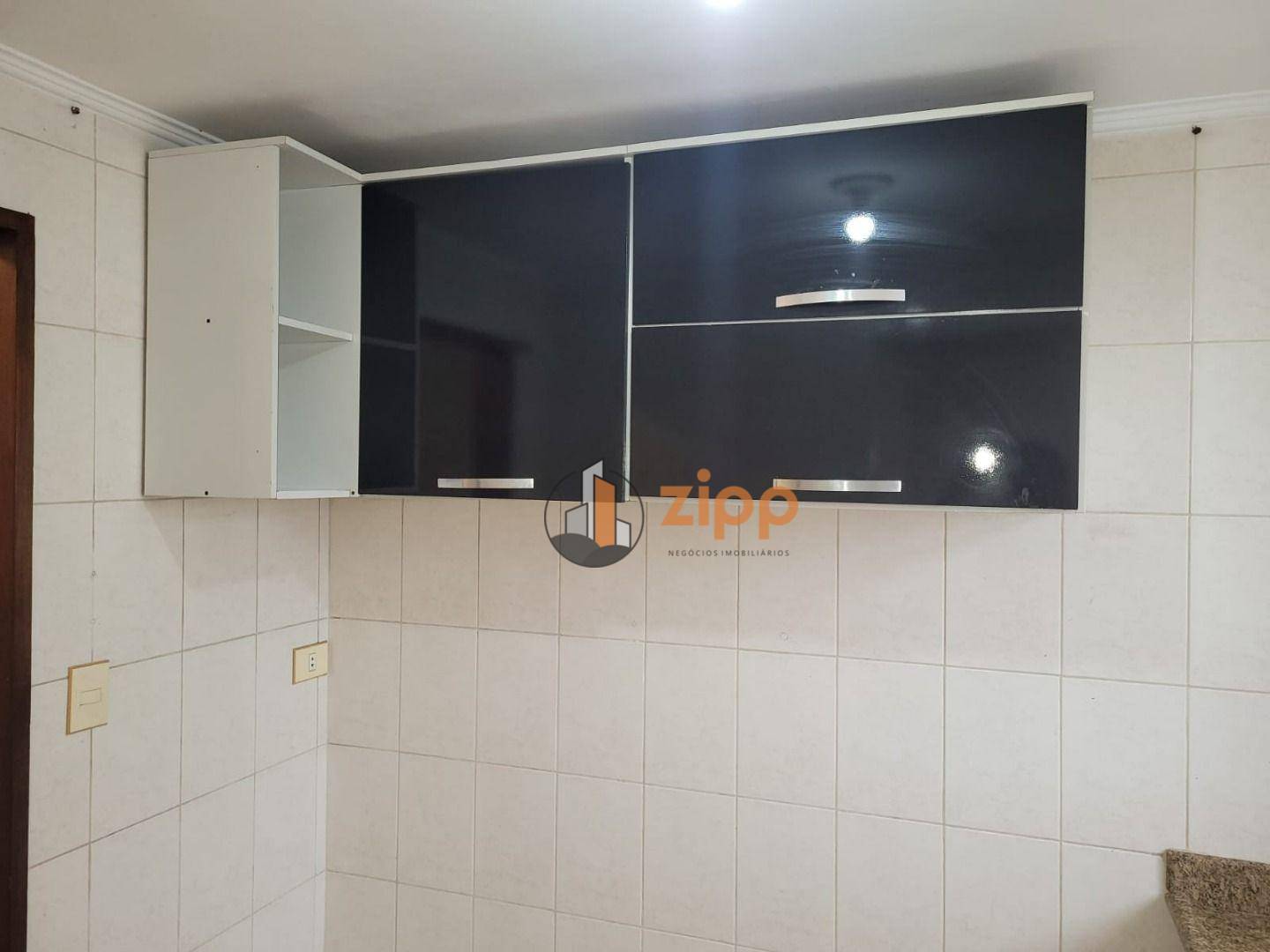 Apartamento para alugar com 2 quartos, 55m² - Foto 10