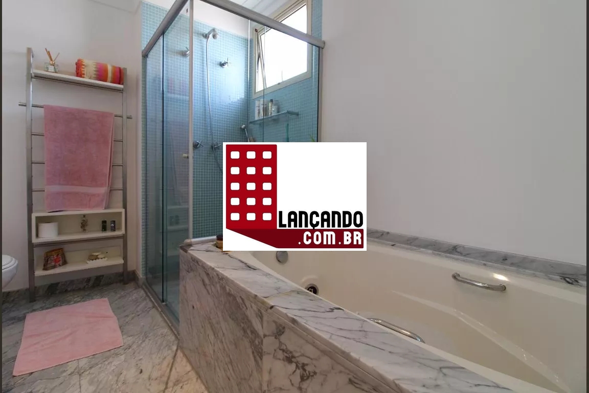 Apartamento à venda com 4 quartos, 300m² - Foto 2