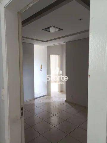 Apartamento à venda com 2 quartos, 45m² - Foto 2