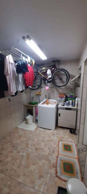 Sobrado à venda com 3 quartos, 198m² - Foto 12