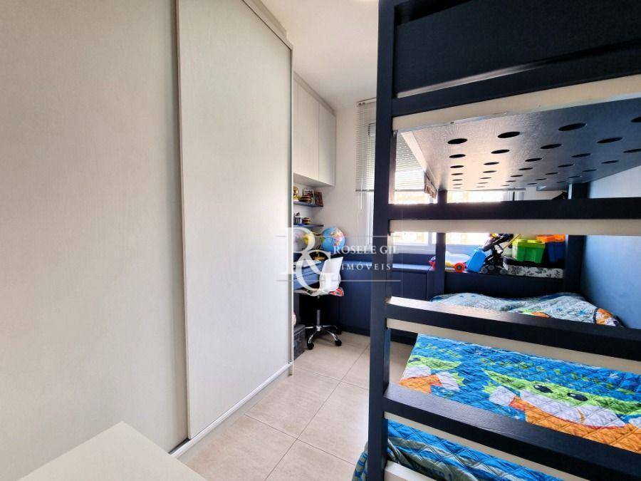 Apartamento à venda com 3 quartos, 74m² - Foto 12