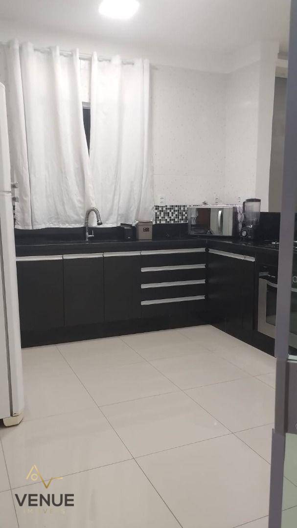 Casa à venda com 9 quartos, 360m² - Foto 20