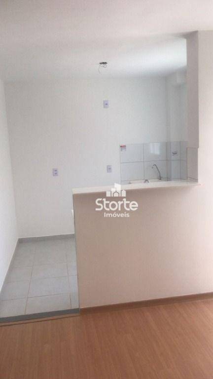 Apartamento à venda com 2 quartos, 48m² - Foto 2