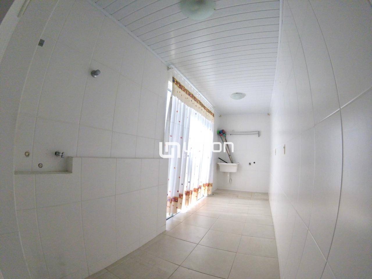 Apartamento à venda com 2 quartos, 113m² - Foto 4