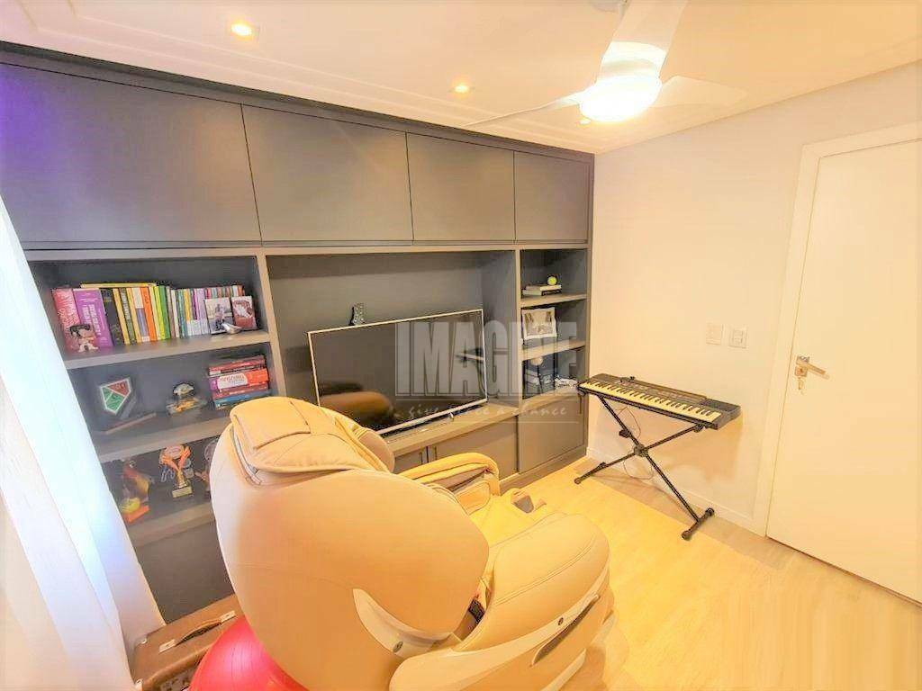 Apartamento à venda com 4 quartos, 168m² - Foto 17