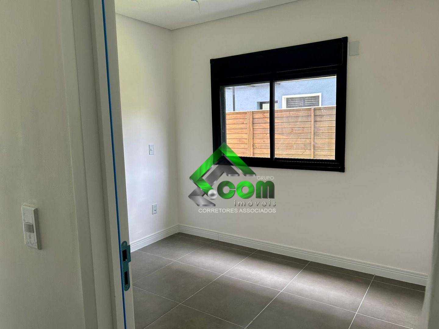 Apartamento à venda com 2 quartos, 74m² - Foto 36