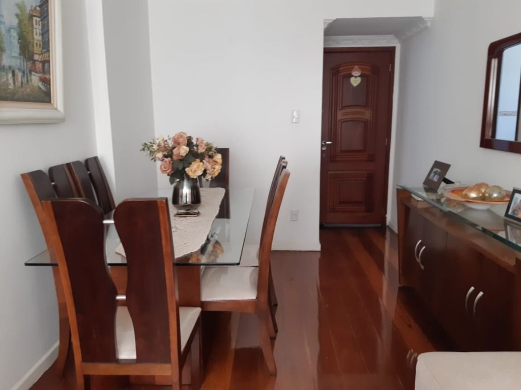 Apartamento à venda com 2 quartos, 82m² - Foto 4