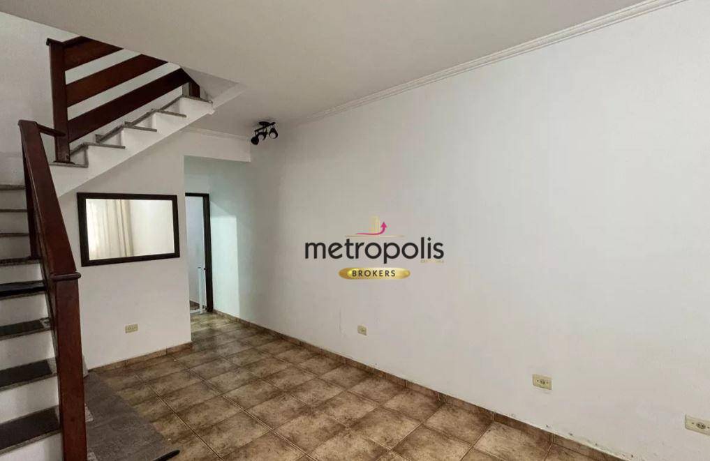 Sobrado, 3 quartos, 200 m² - Foto 1