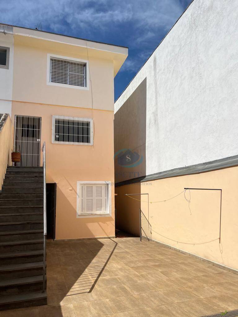 Sobrado à venda com 3 quartos, 284m² - Foto 1