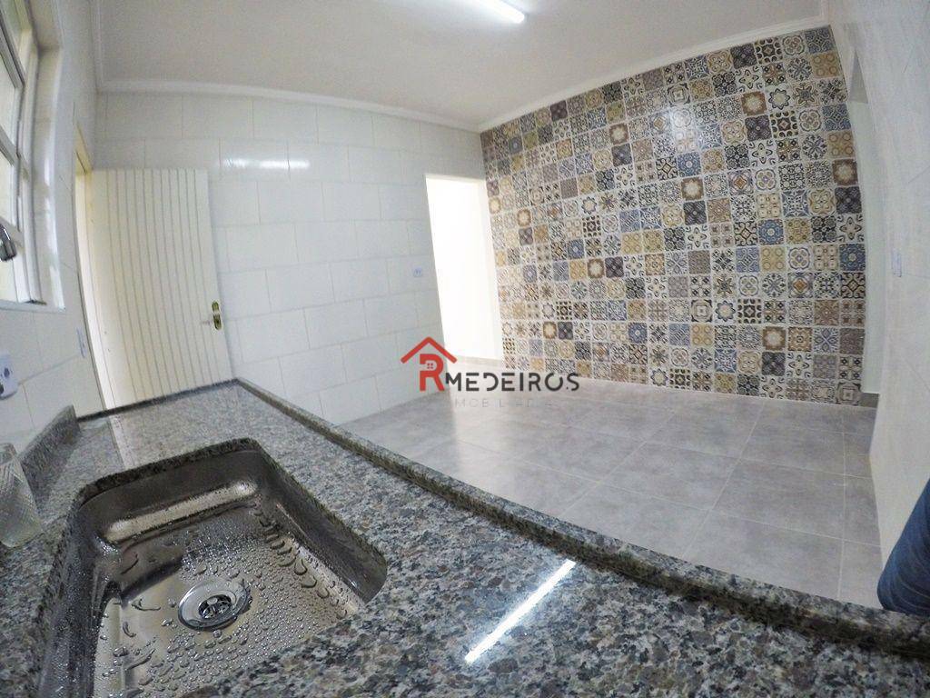 Casa à venda com 2 quartos, 85m² - Foto 13