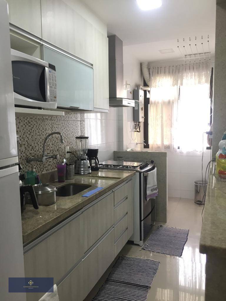 Apartamento à venda com 2 quartos, 80m² - Foto 22