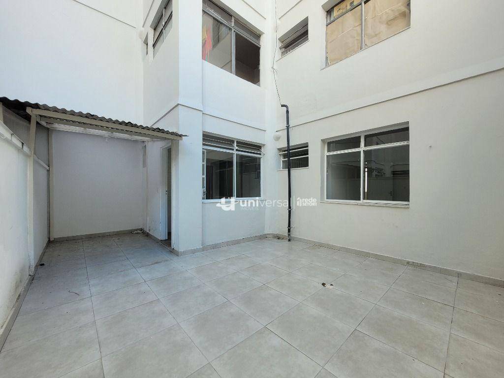 Apartamento à venda com 3 quartos, 118m² - Foto 12