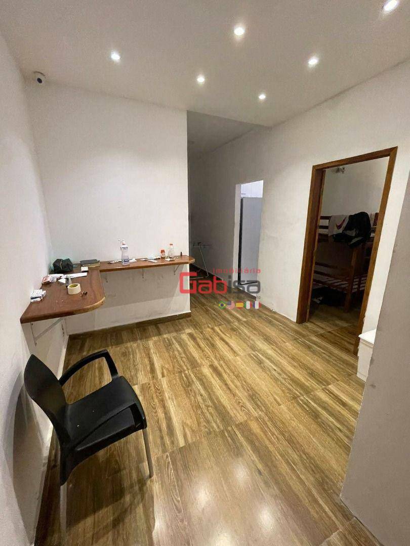 Casa à venda com 4 quartos, 160m² - Foto 2