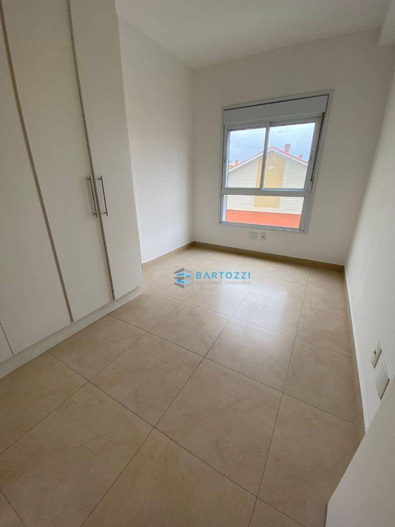 Apartamento para alugar com 3 quartos, 124m² - Foto 28