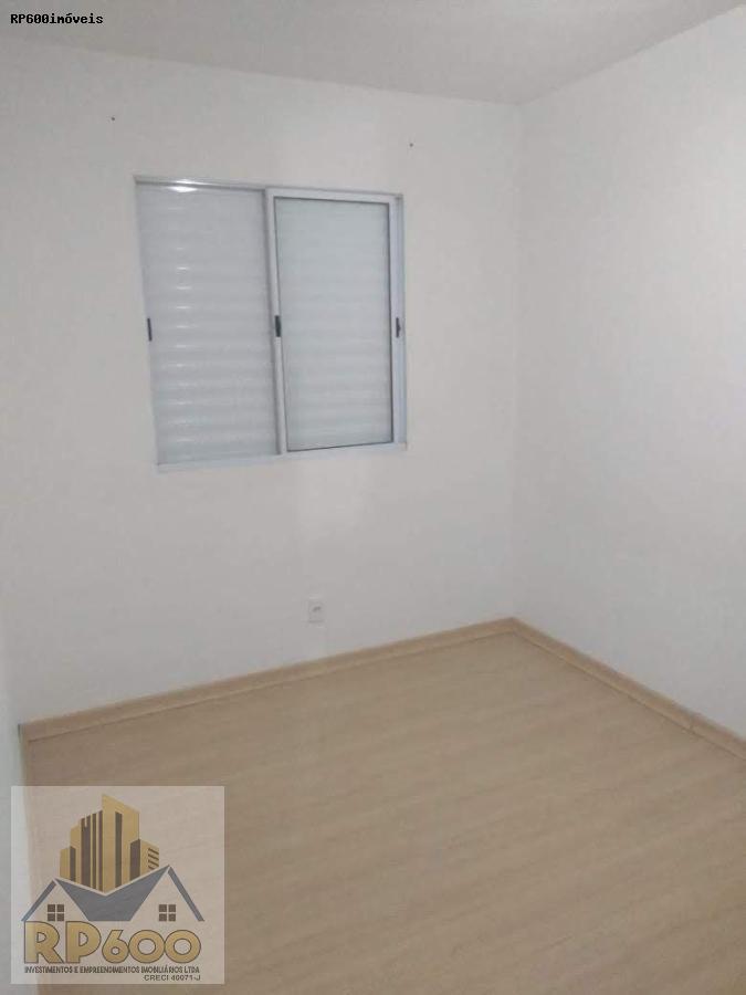 Apartamento à venda com 2 quartos, 46m² - Foto 2