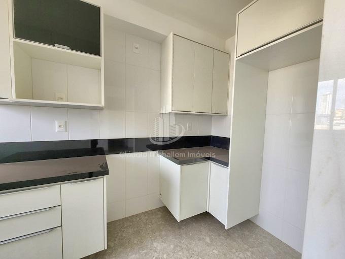 Apartamento à venda com 2 quartos, 66m² - Foto 28