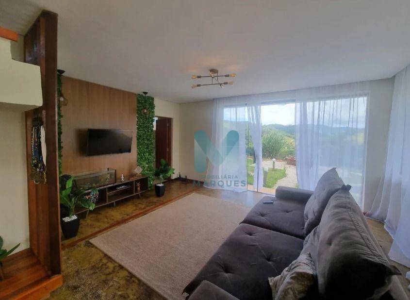 Casa à venda com 3 quartos, 160m² - Foto 2