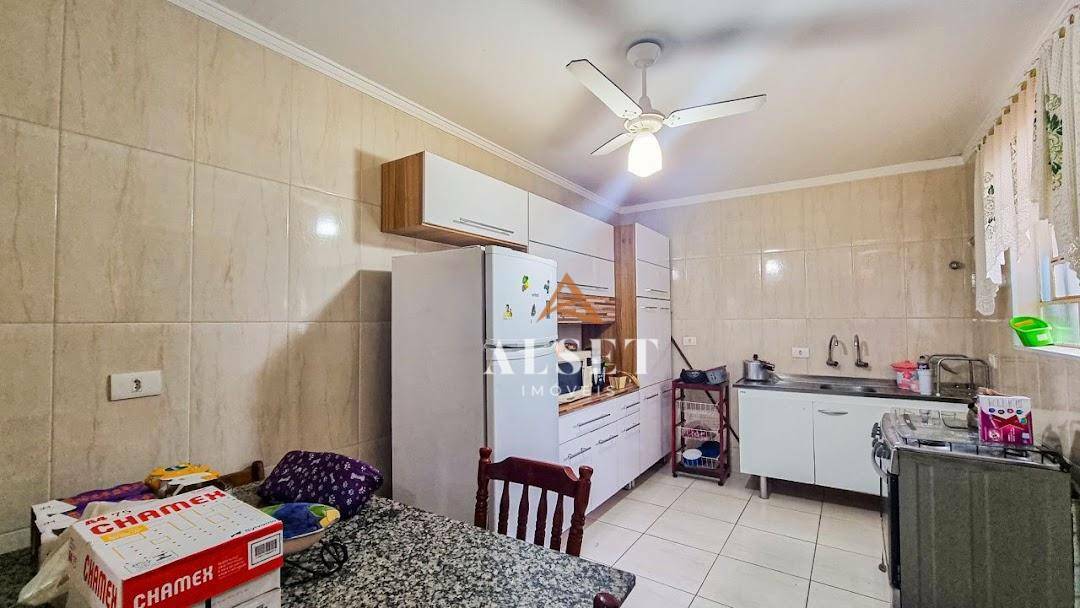 Sobrado à venda com 3 quartos, 220m² - Foto 39