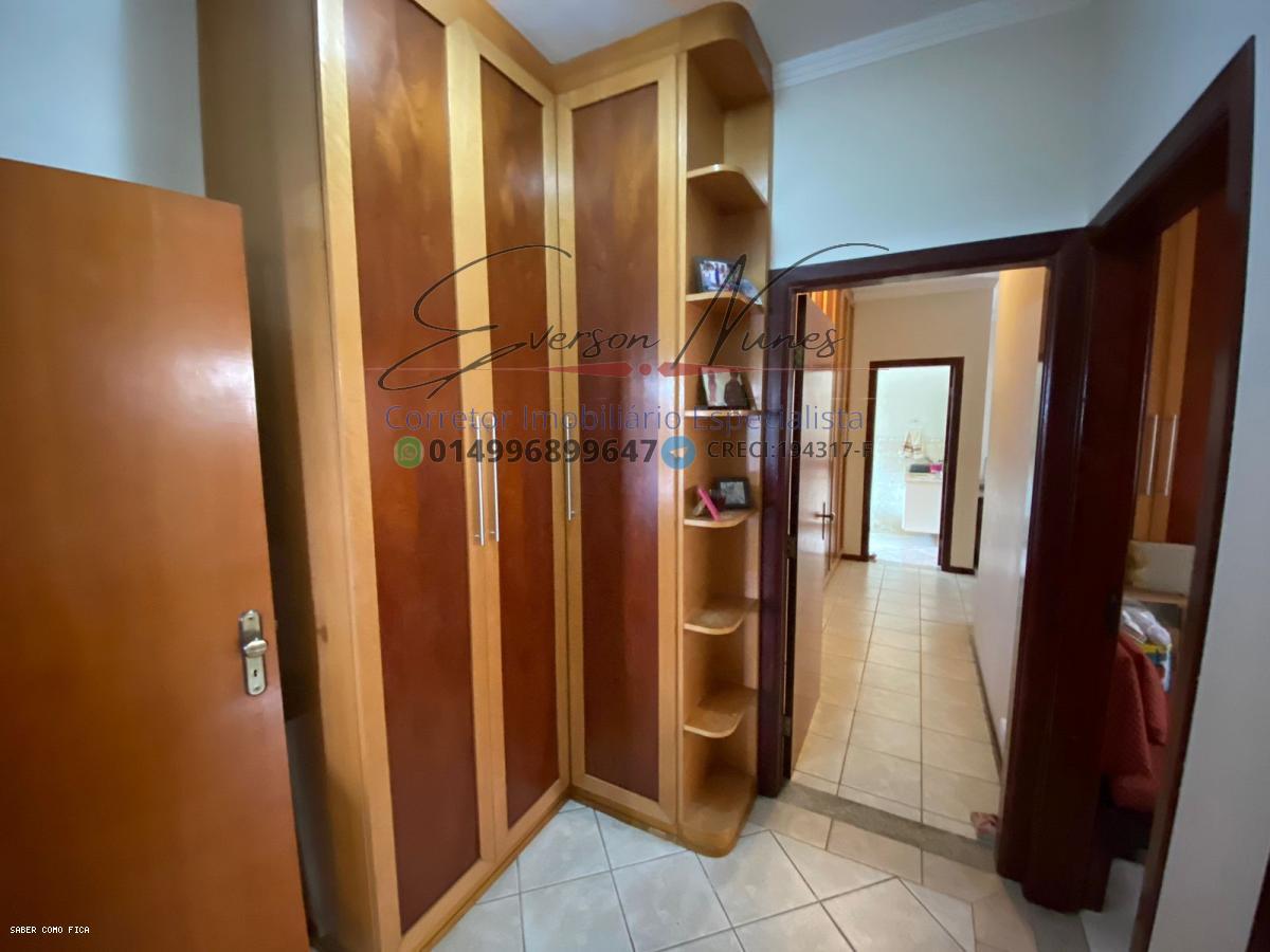 Casa à venda com 3 quartos, 360m² - Foto 26