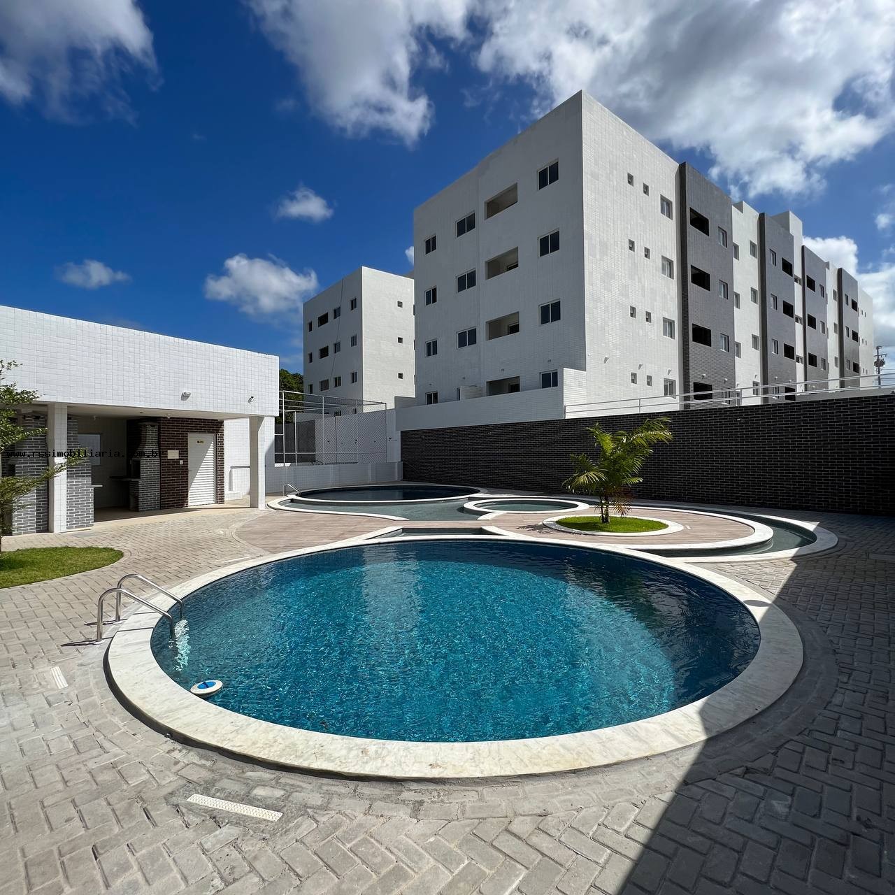 Apartamento à venda com 2 quartos, 50m² - Foto 15