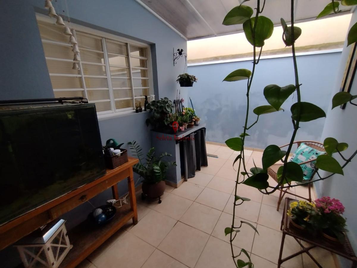 Casa à venda com 2 quartos, 200m² - Foto 20