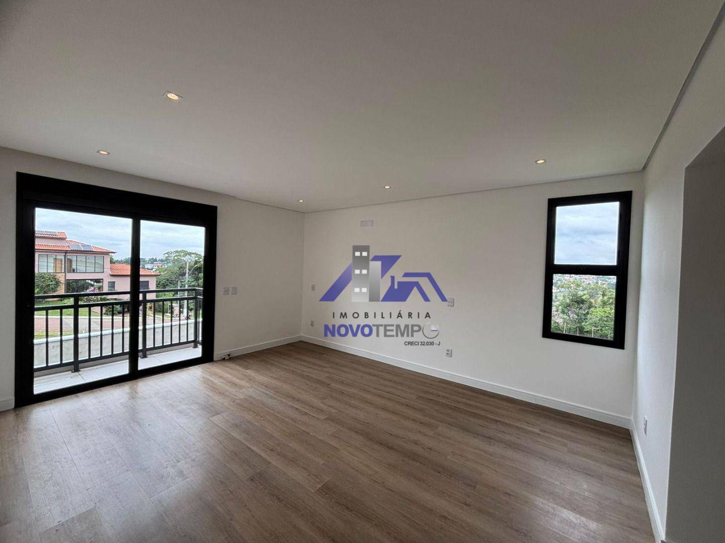 Casa de Condomínio à venda com 4 quartos, 328m² - Foto 16