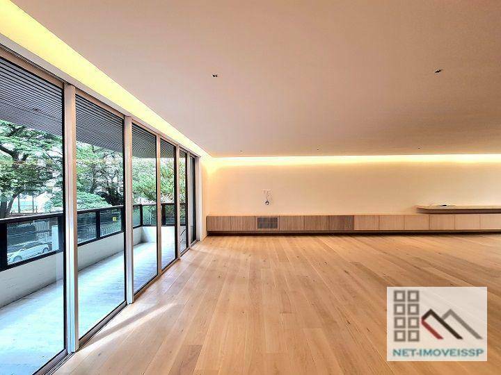 Apartamento à venda com 3 quartos, 211m² - Foto 4