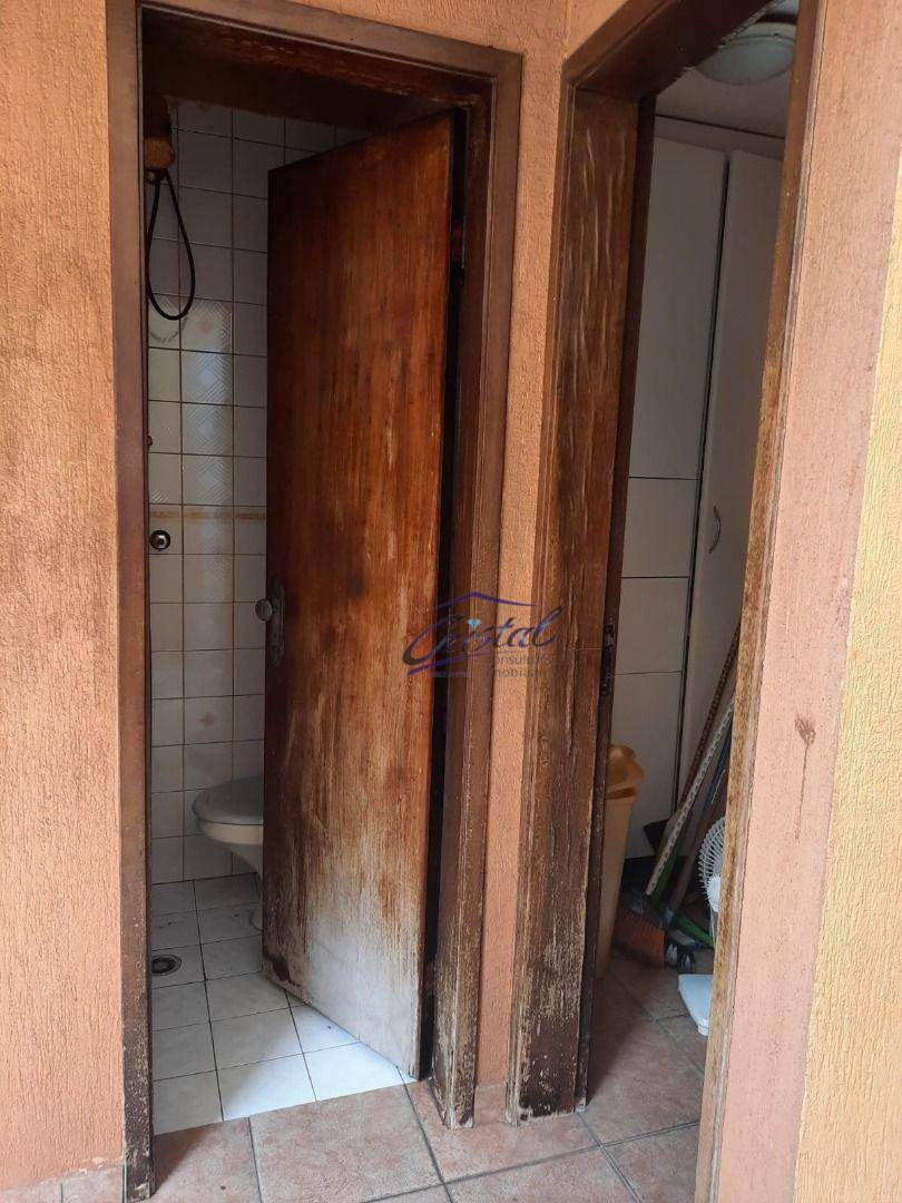 Casa de Condomínio à venda com 3 quartos, 185m² - Foto 33