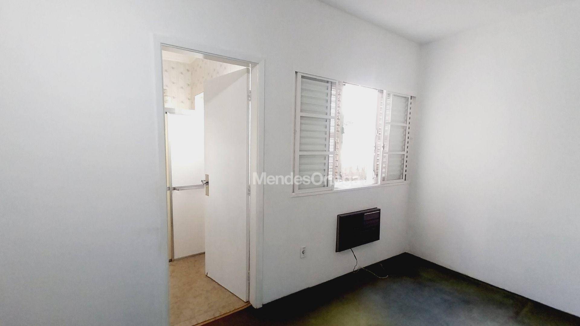 Casa à venda com 3 quartos, 402m² - Foto 15