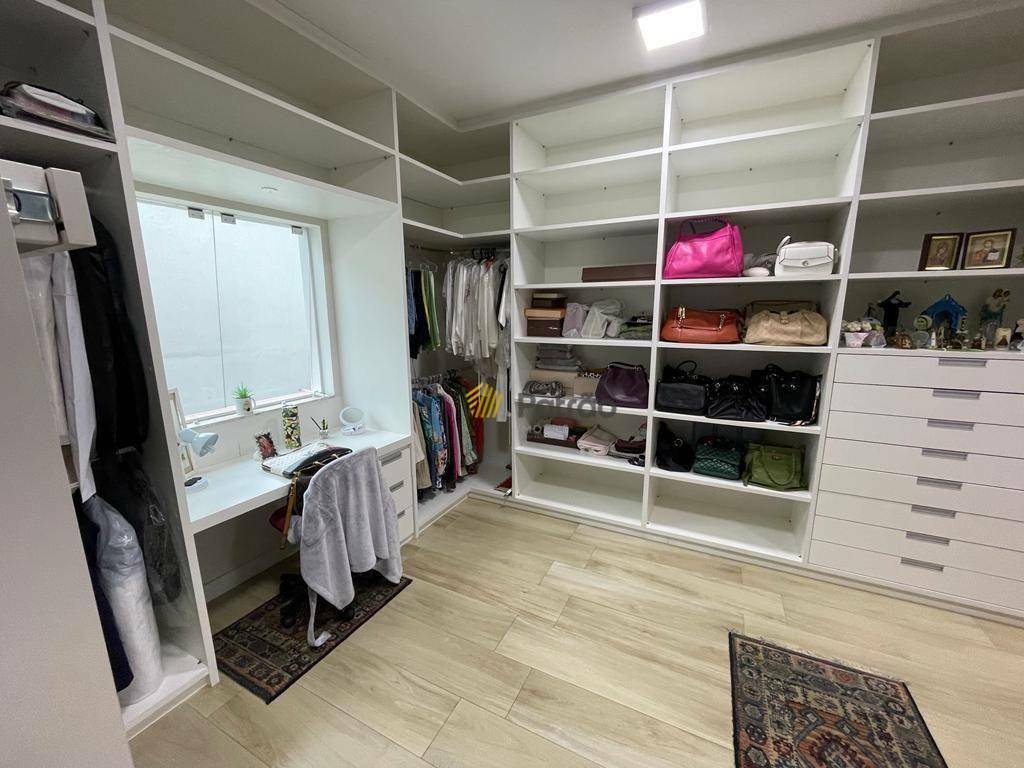 Casa à venda e aluguel com 5 quartos, 500m² - Foto 42