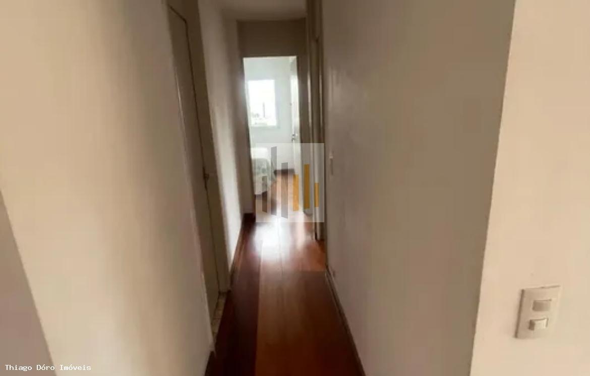 Apartamento à venda com 3 quartos, 75m² - Foto 7