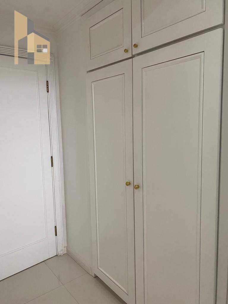 Apartamento à venda com 4 quartos, 262m² - Foto 26