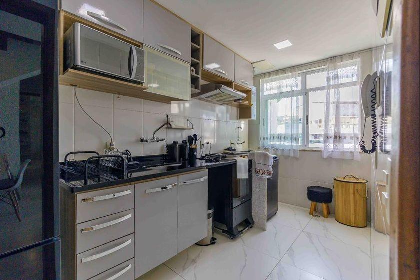 Cobertura à venda com 2 quartos, 180m² - Foto 12