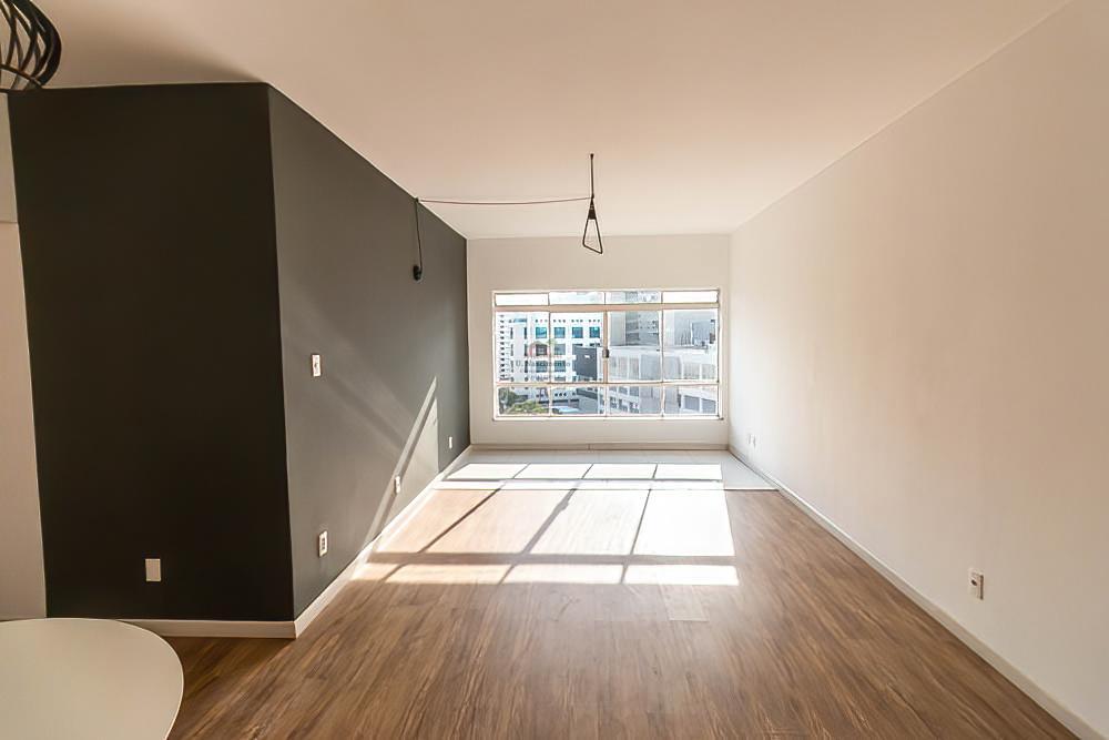 Apartamento à venda com 2 quartos, 108m² - Foto 2