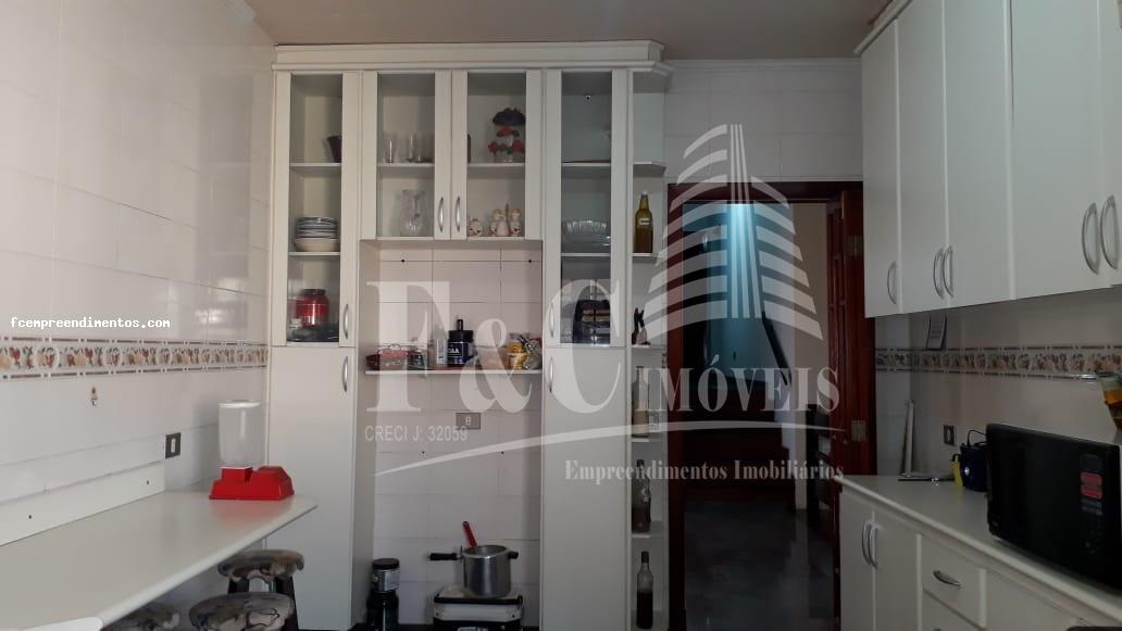 Sobrado à venda com 4 quartos, 343m² - Foto 28