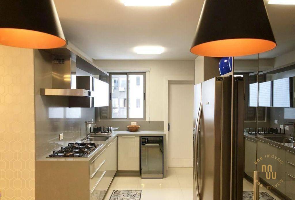 Apartamento à venda com 3 quartos, 156m² - Foto 16