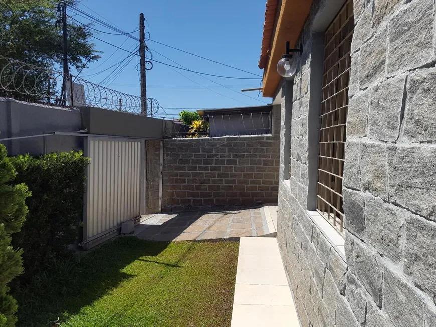 Casa à venda com 3 quartos, 288m² - Foto 3