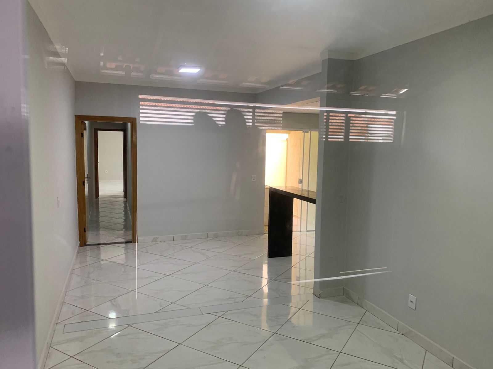 Casa à venda com 2 quartos, 126m² - Foto 2