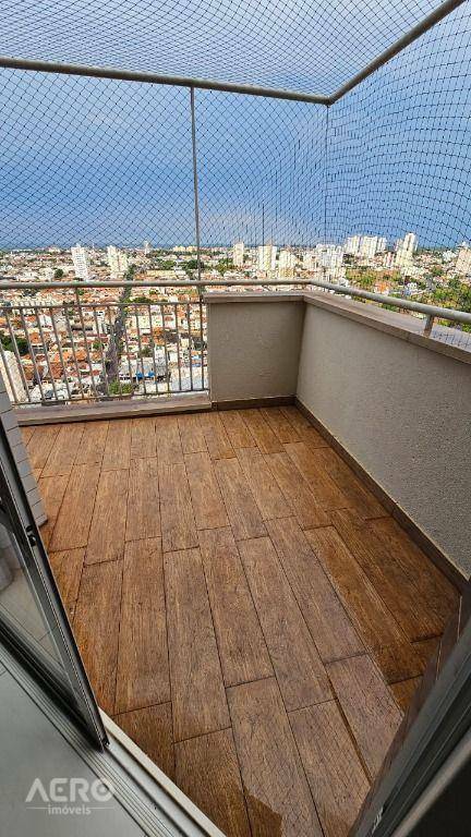Apartamento para alugar com 3 quartos, 180m² - Foto 16