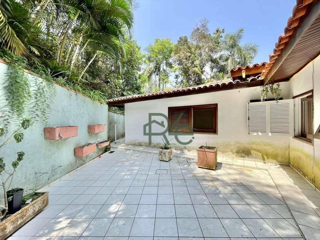 Casa de Condomínio à venda com 6 quartos, 641m² - Foto 59