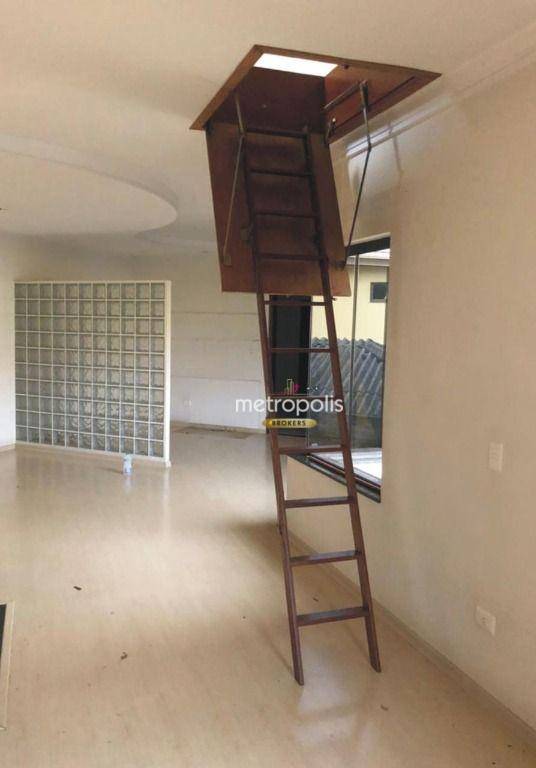 Sobrado à venda com 3 quartos, 354m² - Foto 11