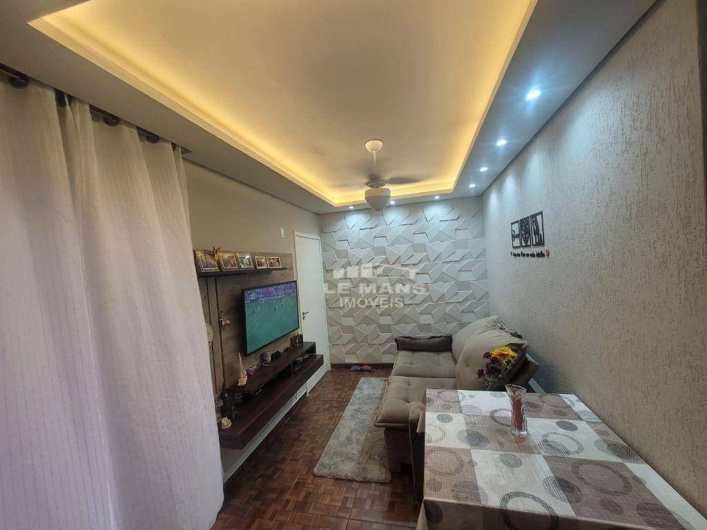 Apartamento à venda com 2 quartos, 47m² - Foto 1