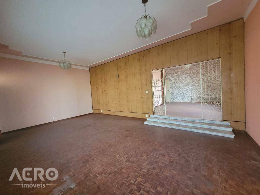 Casa à venda com 3 quartos, 500m² - Foto 18