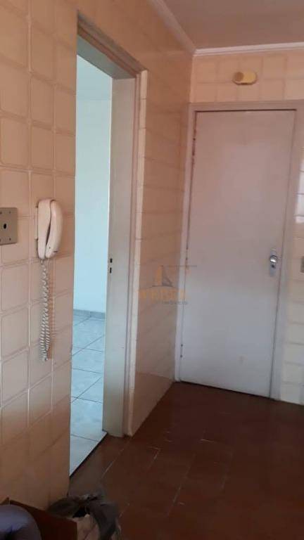 Apartamento à venda com 3 quartos, 60m² - Foto 17