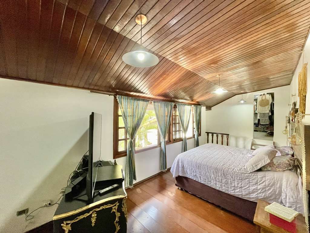 Casa de Condomínio à venda com 3 quartos, 280m² - Foto 25