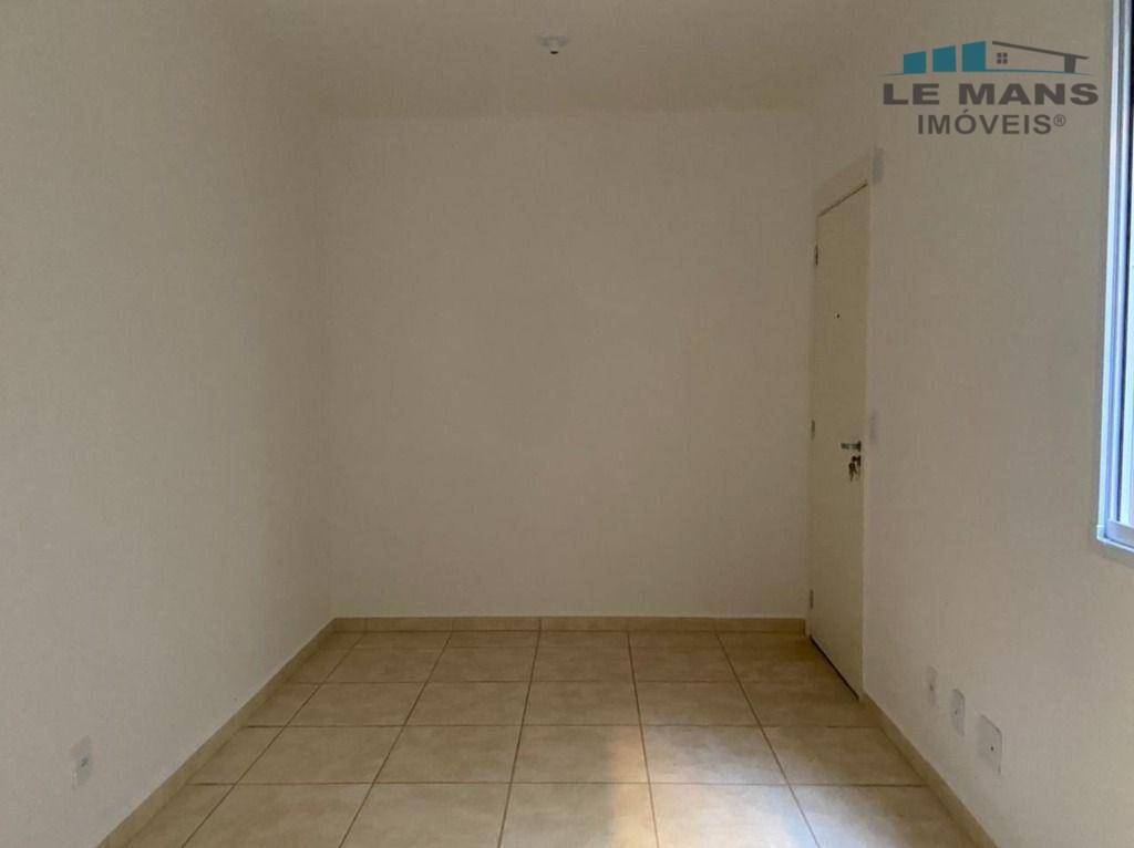 Apartamento para alugar com 2 quartos, 45m² - Foto 1